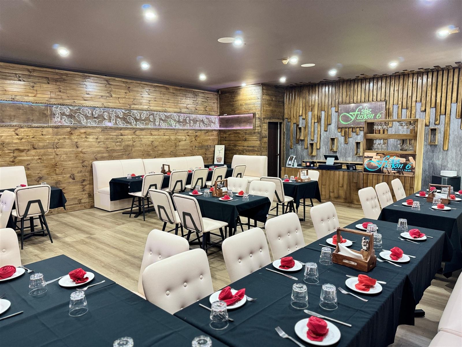 Fusion 6 restaurant dining area